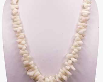 Vintage White Coral Necklace 16” long