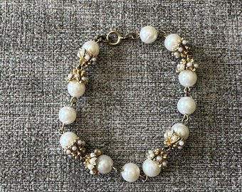 Mooie vintage parel goudkleurige armband