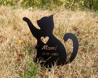 Personalized Cat Memorial Stake - Endearing Metal Marker for Beloved Pet