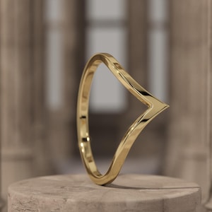 14k Solid Yellow Gold V Shaped Wedding Band, Minimalist Curved Wedding Band, Chevron Wedding Band Anniversary Ring Stackable Stacking Rings