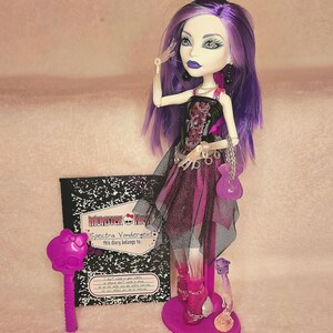 Mattel Creeproduction Spectra Vandergeist Doll - Monster High Dolls - collectible vintage - ever after high - girl dolls 11 inch