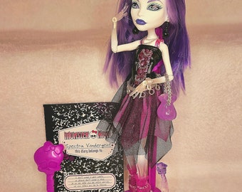 Mattel Creeproduction Spectra Vandergeist Puppe - Monster High Puppen - Sammlerstück Vintage - Ever After High - Mädchen Puppen 31 cm