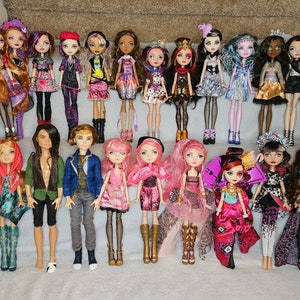 Ever After High Dolls / Choose Your Own, vintage dolls, lizzie hearts, Legacy Day, spring Unsprung, c.a. cupid, first Chapter, collectible