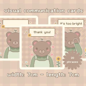Pode incluir: Conjunto de cartões de comunicação visual com um urso de desenho animado e frases como "obrigado!" e "está muito brilhante". Cada cartão tem 7 cm de largura e 7 cm de comprimento. O design apresenta girassóis e corações.