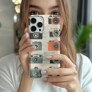 Vintage Camera Phone Case, Retro Photography iPhone Cover 12 13 14 15 16, Photographer Gift, Film Camera Aesthetic