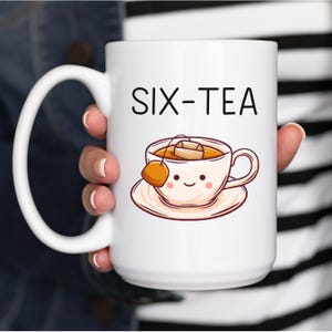 60th Birthday Mug – Funny Personalized Coffee Cup Gift for Friend or Grandma, Custom Happy 60th Present for Women Turning Sixty