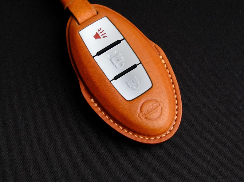 Nissan Keyless Entry Remote Fob – OEM Electronics In New Case – CWTWB1U415 – 3 Button