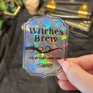 d'apothicaire d'étiquette de potion de brassage de sorcières de Zazzle.be Liste d'envies Vous avez des idées ? Mug à café DIY | Sticker bouteille d'eau | Décoration de sorcière d'Halloween | Esthétique gothique | Féministe