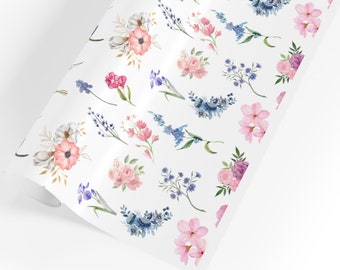 Rol inpakpapier met aquarel bloemen, elegante cadeauverpakking