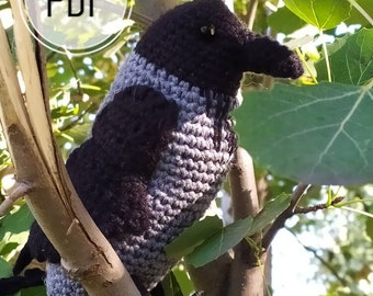 Crochet crow pattern