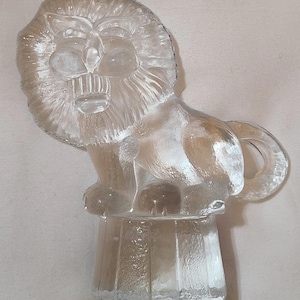 Kosta Boda Art Glass Lion Bertil Vallien Sweden Animal Sculpture Flat Back Gift
