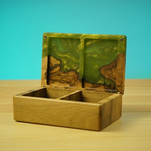 Schmuckschatulle aus Epoxidharz, Holz und Harz, Erinnerungsbox, handgefertigte Schmuckschatulle aus Epoxidharz und Holz, Erinnerungsbox, Schmuckschatulle, Geschenk für Sie