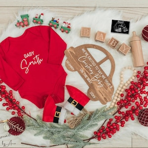 Christmas Pregnancy Announcement: Editable Gender Neutral Digital Template