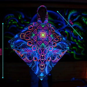 Magic PONCHO Rising Energy warm festival wear, Blacklight UV reactive cape, fractal Trippy Psytrance mantle, neon mandala, fractal poncho zdjęcie 9