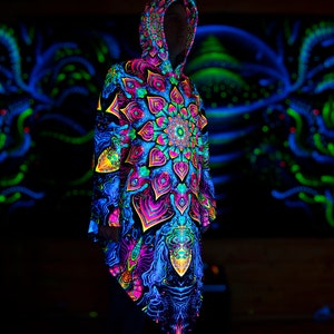 Vêtements chauds Magic PONCHO Mandala , cape réactive aux UV lumière noire, manteau fractal Trippy Psytrance, poncho fractal, poncho de festival image 2