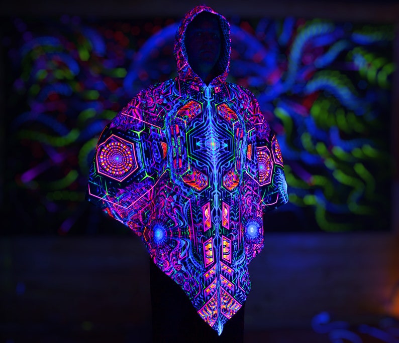 Magischer PONCHO Exo Moleculat Mind warme Festival Kleidung, Schwarzlicht UV-aktives Cape, Fraktal Trippy Mantel, Fraktal Poncho, Festival Poncho Bild 9