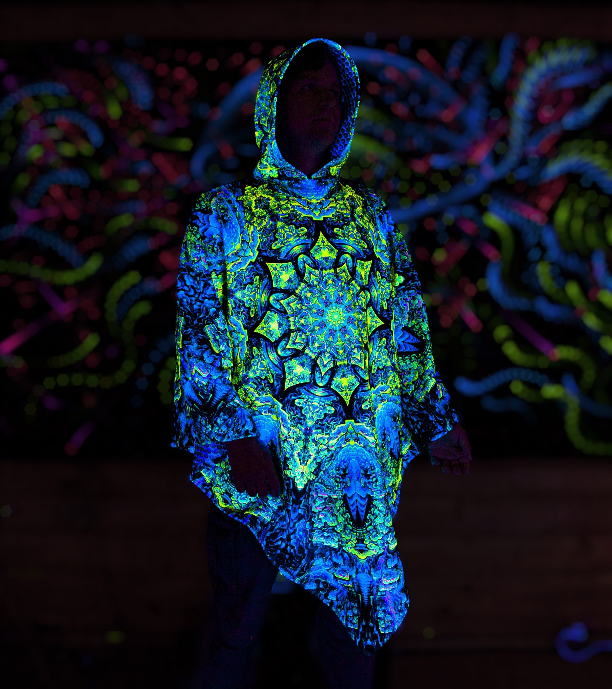 Magic PONCHO “QuantGreen” warm festival wear, Blacklight UV reactive cape, fractal Trippy Psytrance mantle, fractal poncho, festival poncho
