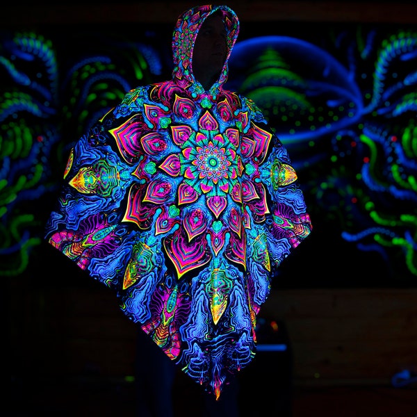 Magischer PONCHO „Mandala“ warm Festival Umhang, Schwarzlicht UV reaktiver Umhang, Fraktal Trippy Psytrance Mantel, Fraktal Poncho, Festival Poncho