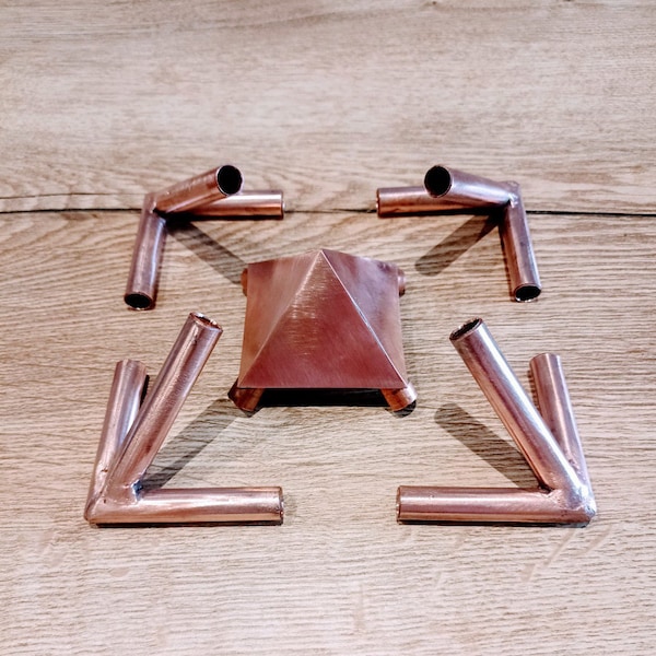 Set of copper connectors for the pyramid of healing and meditation. For pipes with an outer diameter of 3/8 inch