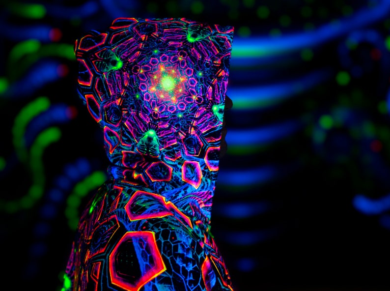 PONCHO magique Rising Energy , cape réactive aux UV lumière noire, manteau Trippy psytrance fractal, mandala néon, poncho fractal image 8