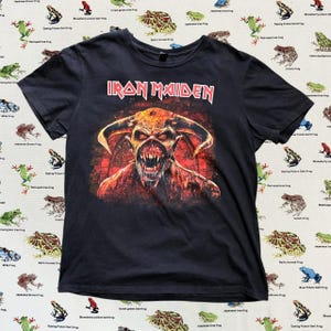 Iron Maiden / &#39;Legacy of the Beast&#39; / Tour Shirt / Heavy Metal Rock Band Black Graphic Album Art T-Shirt