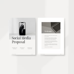 Pode incluir: Uma imagem em preto e branco de um telefone com o rosto de uma mulher na tela. O texto "Social Media Proposal" está em negrito preto. O texto "Prepared for: Client Name" está em preto menor. O texto "Prepared by: Your Name" está em preto menor. O texto "Prepared on: 31st March 2021" está em preto menor.