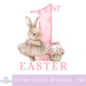 Könnte beinhalten: Eine Aquarellillustration für Ostern zeigt ein Häschen in einem Tutu neben einer rosa Zahl 1. Ein Korb mit Eiern und Blumen ist ebenfalls vorhanden. Das Wort "EASTER" steht in Rosa unter dem Häschen und der Zahl.