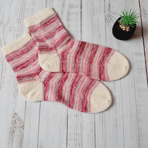 Striped Hand Knitted Socks for Women,Hand Knitted Wool Women&#39;s Socks, Cosy Vintage Woolen Socks, Gift for Mother, Knit Wool White Socks