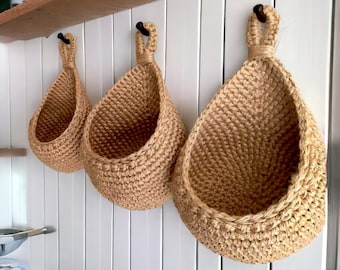 Cestas colgantes de frutas y verduras ecológicas tejidas a mano / Cesta colgante de yute boho Jardinera de pared resistente hecha a mano / Regalo de decoración de cocina