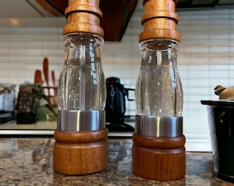 Rustic Wooden Salt & Pepper Grinders | Large 1-3pc Salt And Pepper Shakers With Acrylic Body | Salt Pepper Mill Gift | Kitchen Gift