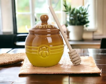 Ceramic Honey Pot Jar With Lid and Drizzler | Cute Handmade Honey Pot | Kitchen Decor | Unique Gift Ideas