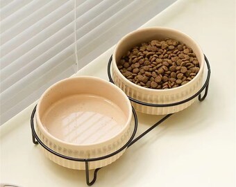 Elevate Mealtime: Ceramic Pet Bowls for Dogs and Cats