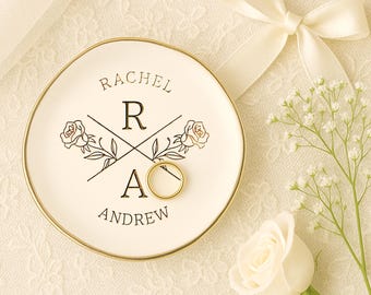 Custom Engagement Ring Dish for Couple, Personalized Birth Flower Jewelry Dish, Wedding Gift for Bride, Bridal Shower Trinket Dish
