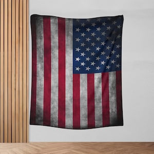 Vintage Style American Flag Tapestry, Rustic USA Wall Hanging, Patriotic Home Decor, Independence Day Banner, Grunge American Flag