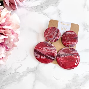 Red and gold polymer clay earrings / Isabela