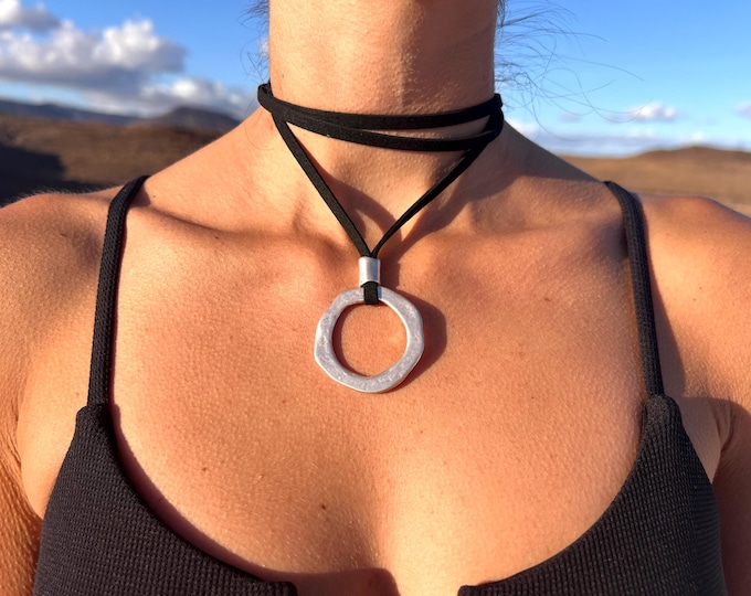 Handmade Silver Ring Pendant Necklace: Boho Leather Wrap Choker
