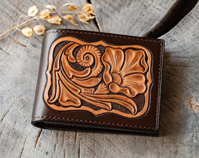 Hand Tooled Sheridan Style Leather Bifold Wallet