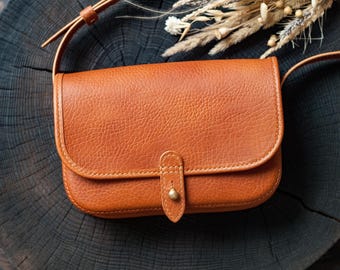 Handmade Womens Leather Bag, Full Grain Small Crossbody Bag, Veg Tanned Brown-Caramel Shoulder Bag