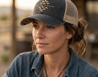 Cowgirl Hut Bestickte Frauen Westernmütze Moderne Cowgirl Baseballmütze mit Pferdeschwanz Loch Rodeo Frauen Geschenk Country Girl Trucker Hut Ranch