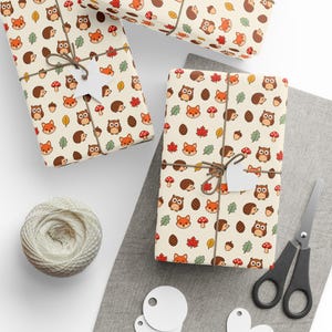 Papel de regalo Amigos del Bosque — Lindo papel de regalo de otoño, zorros, erizos y búhos, papel de regalo de animales de otoño imagen 5