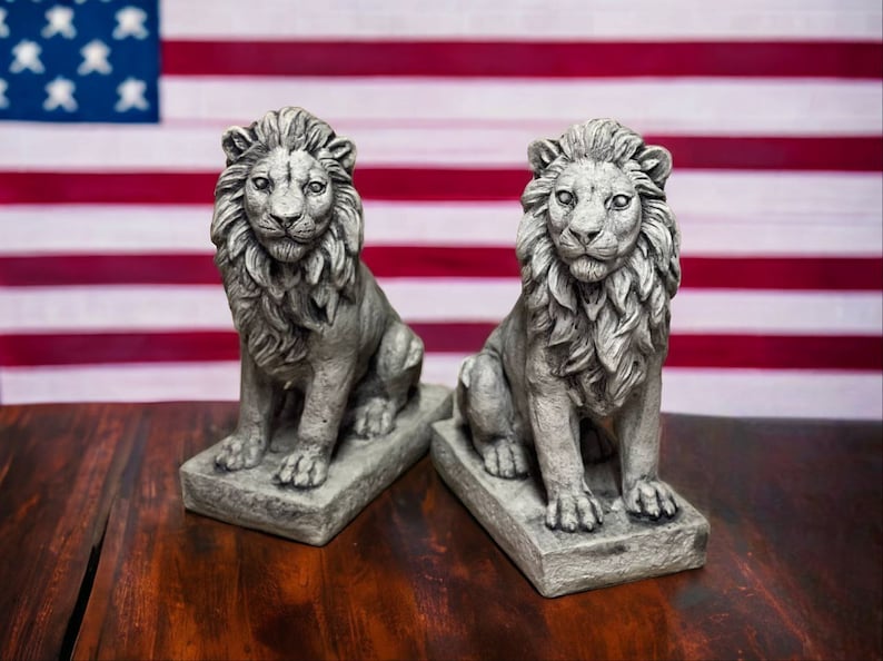 StatuesMadeInUSA Lions on Base Statue - Thumbnail 3