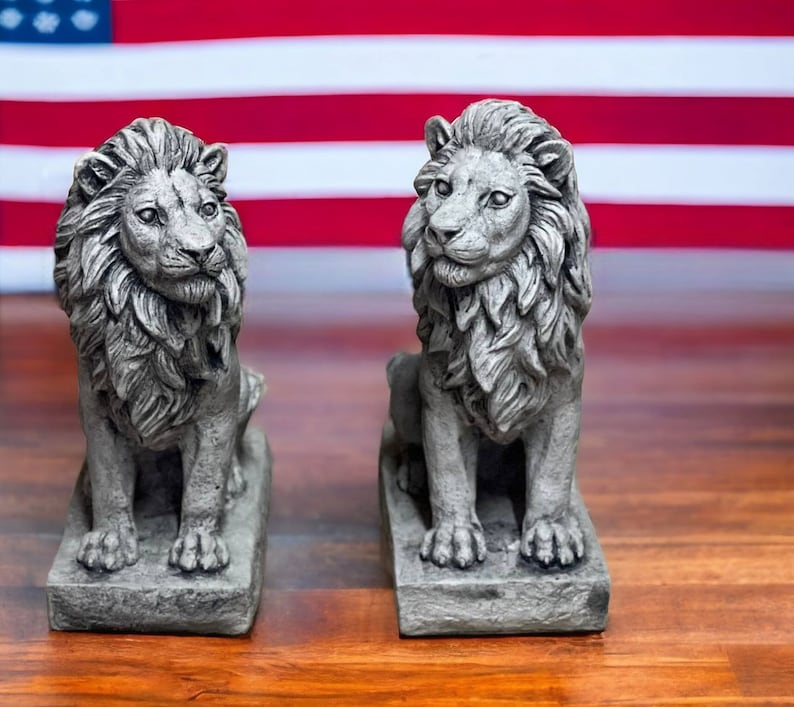 StatuesMadeInUSA Lions on Base Statue - Thumbnail 4
