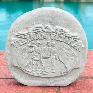 Vietnam veteran memorial rock US soldier figure Memorial rock statuary Backyard cement sculpture USA army grave stone Made in USA