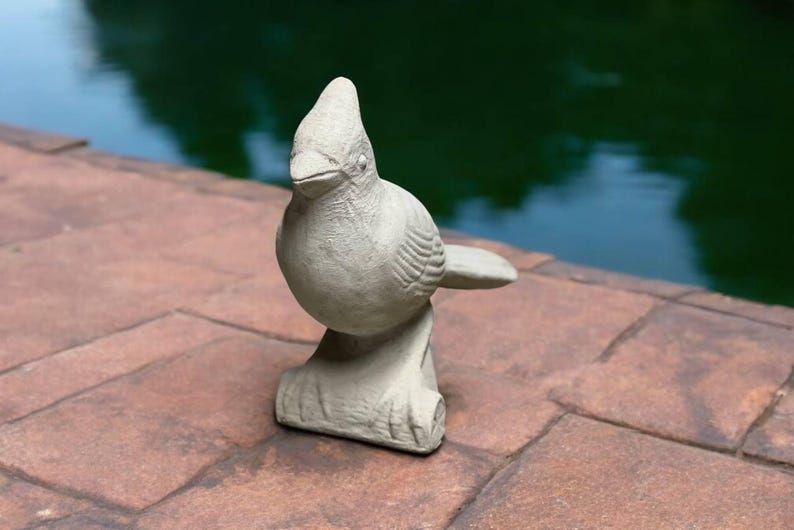 StatuesMadeInUSA Cardinal Bird Figure