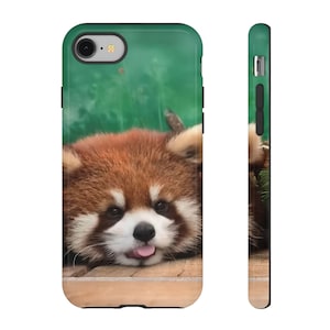 かわいい動物の携帯電話ケース、丈夫な携帯電話カバー、レッサーパンダデザイン、動物愛好家へのギフト、自然をテーマにした装飾、ユニークな携帯電話アクセサリー