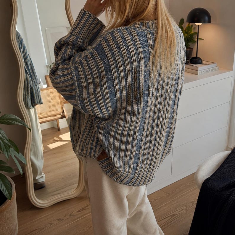 Randig stickad tröja i ullblandning, överdimensionerad grov pullover bild 4