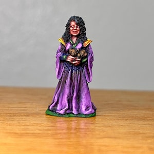 Mishka The Mystic, Wizard Mage, Painted Miniature, Painted Dungeons and Dragons Miniature, Painted Pathfinder Miniature, Painted DND
