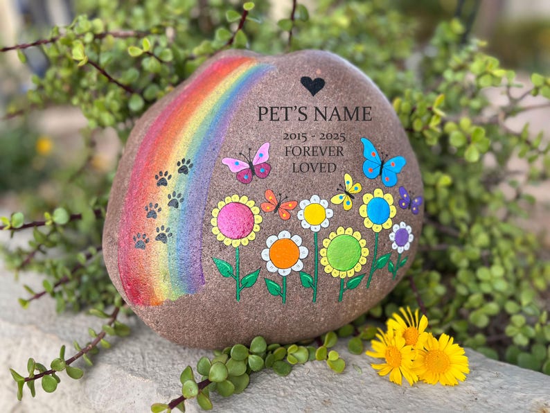 Personalized pet memorial stone
