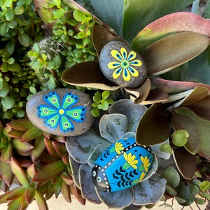 Hand-Painted Garden Stone Set: Ladybug & Flower Rocks