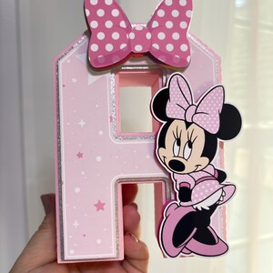 Minnie Mouse 3D-bokstäver, personligt namn, dekoration för flickas födelsedagsfest, rosa mittpunktsdekoration, tårtbord, första födelsedag, anpassad namnskylt bild 12